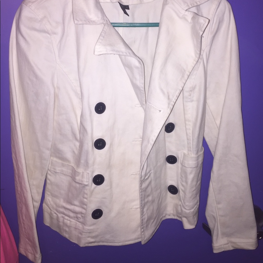 Button up jacket. - Picture 2 of 2